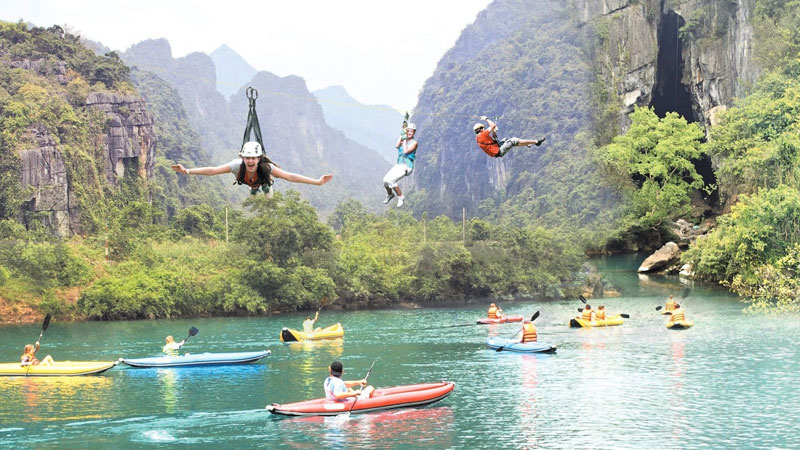 Quảng Bình - Đồng Hới - Động Thiên Đường – Công Viên Ozo Treetop 1 Ngày